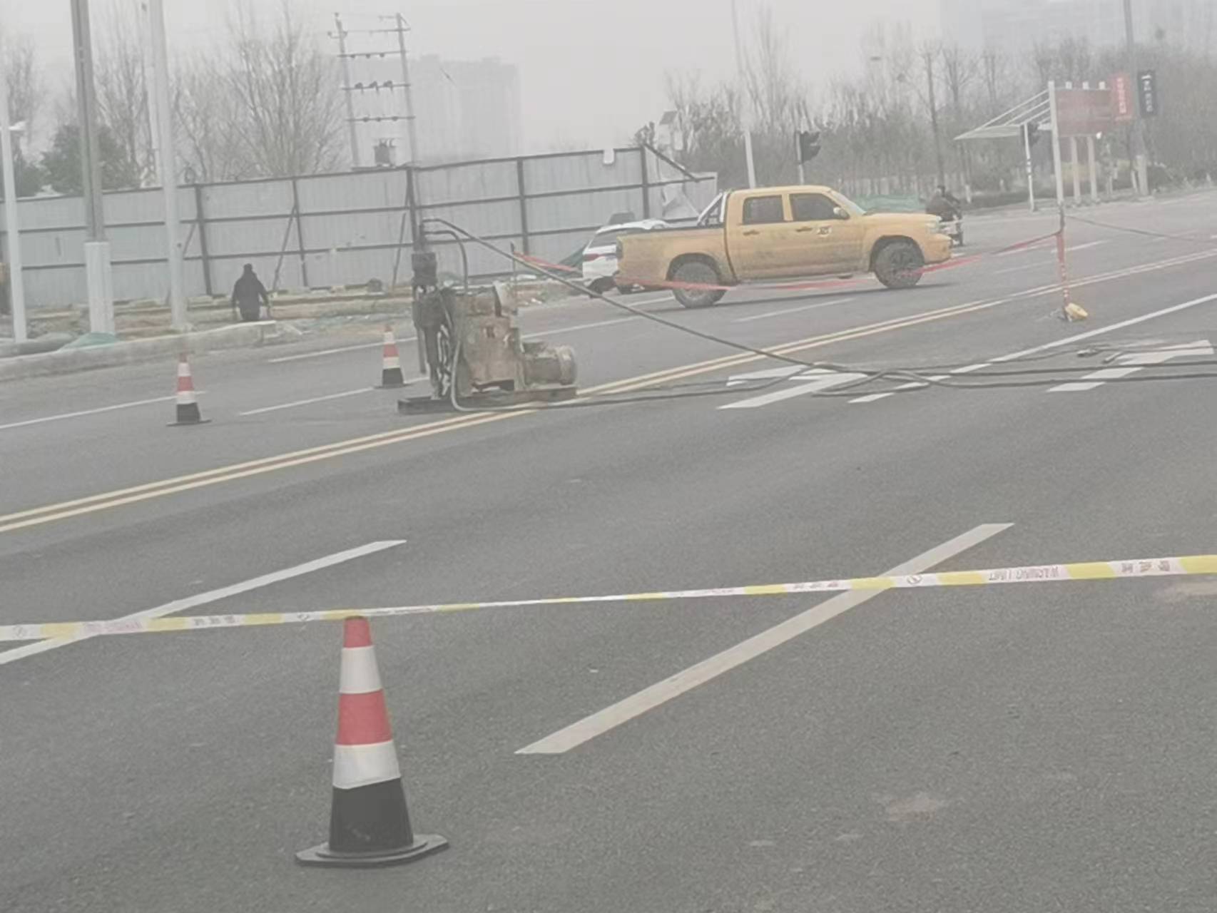 中山公路路基沉陷注浆